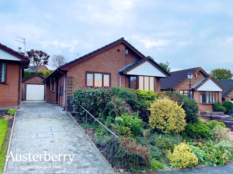 3 bed detached bungalow for sale in Foster Court, Blurton, StokeOnTrent, Staffordshire ST3, £