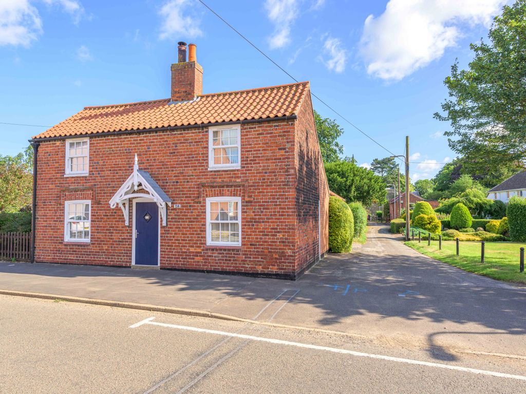 2 bed detached house for sale in Main Road, Hundleby PE23 Zoopla
