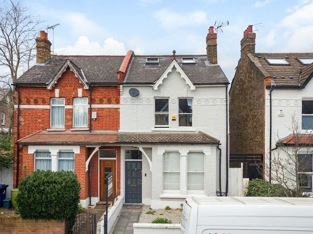 4 bed semidetached house for sale in Arlington Road, London W13, £