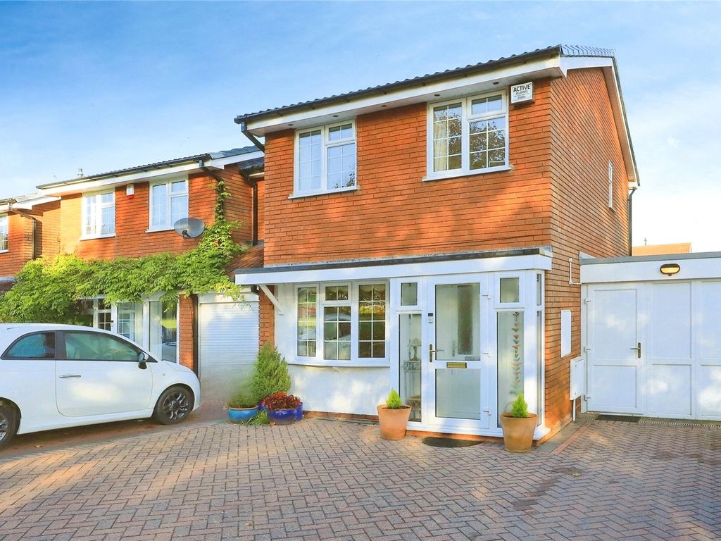 2 bed detached house for sale in The Greens, Edge Hill Drive, Perton
