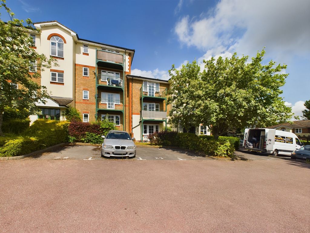 1 bed flat for sale in Alexandra Park, Queen Alexandra Road, High