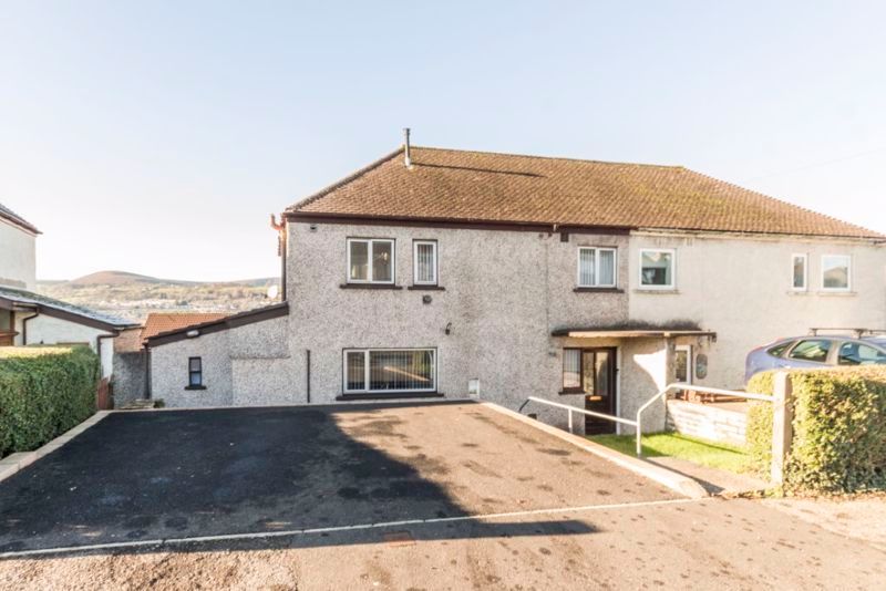3 bed semidetached house for sale in Festival Crescent, New Inn