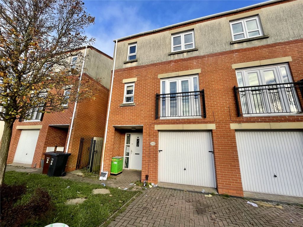 Waterside Close, Wolverhampton, West Midlands WV2  