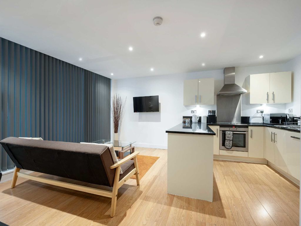 1 bed flat to rent in Basin Approach, London E16, £1,599 pcm Zoopla