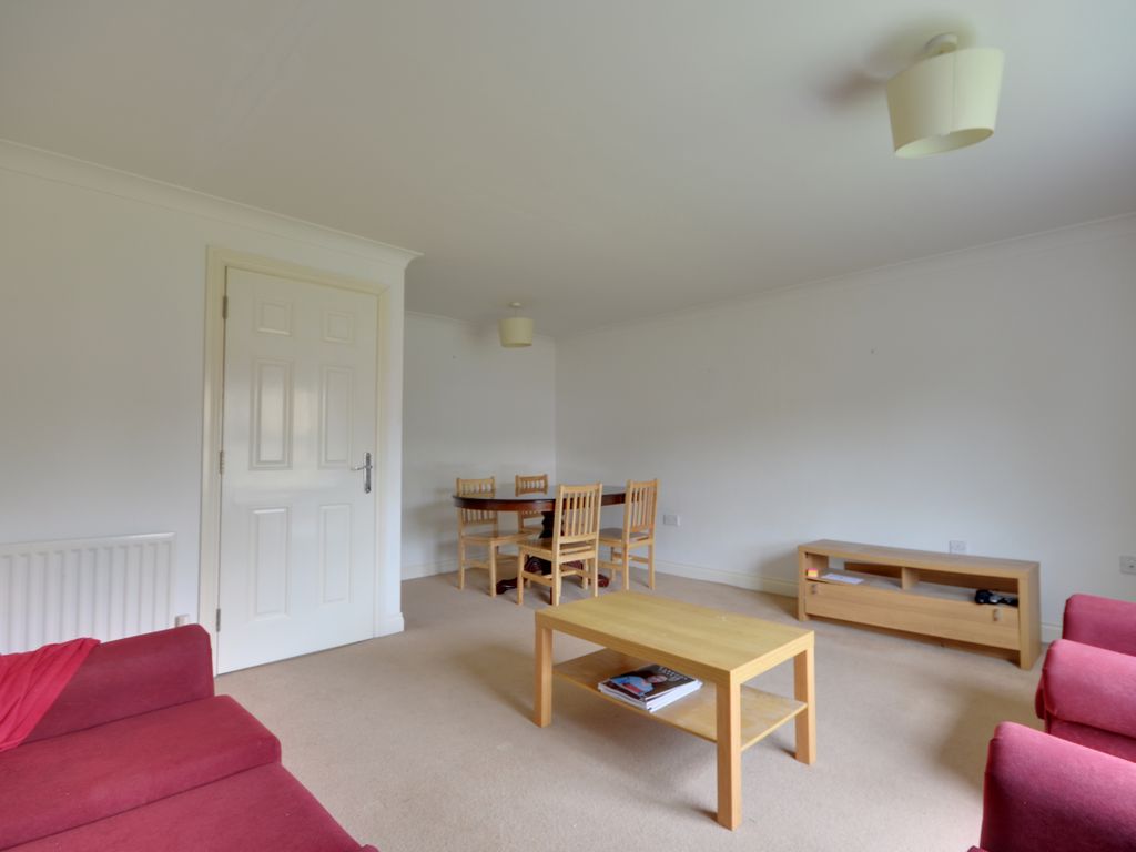 3 bed town house to rent in Crispin Way, Hillingdon, Middlesex UB8 Zoopla