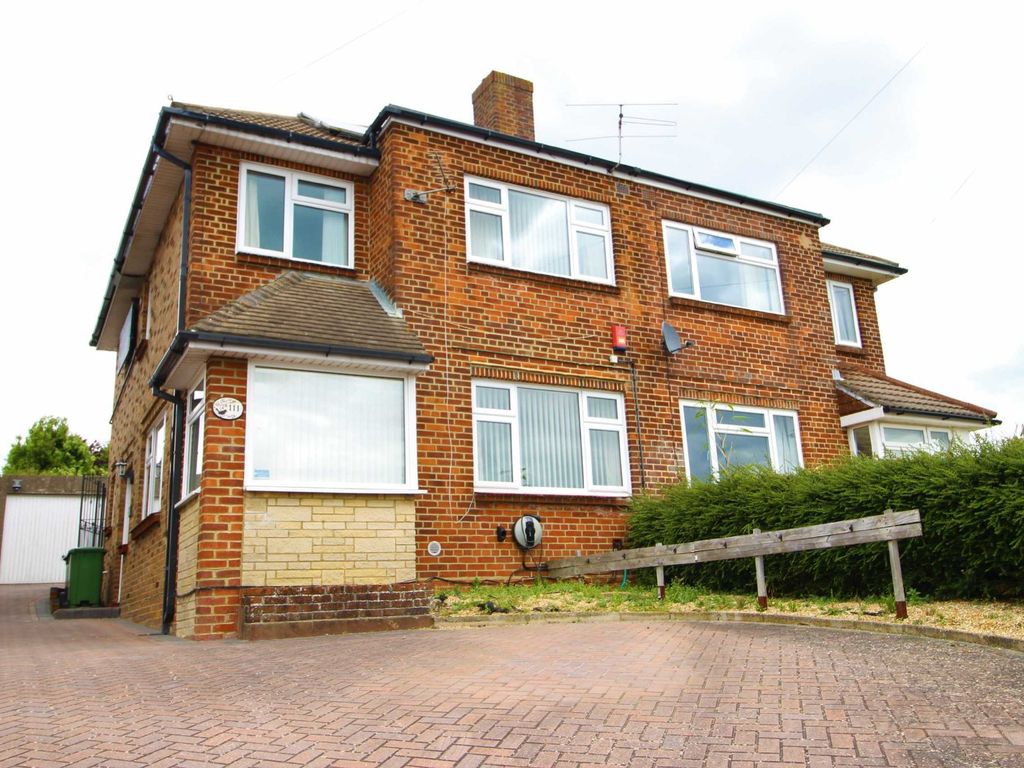 3 bed semidetached house for sale in Woodfield Avenue, Farlington