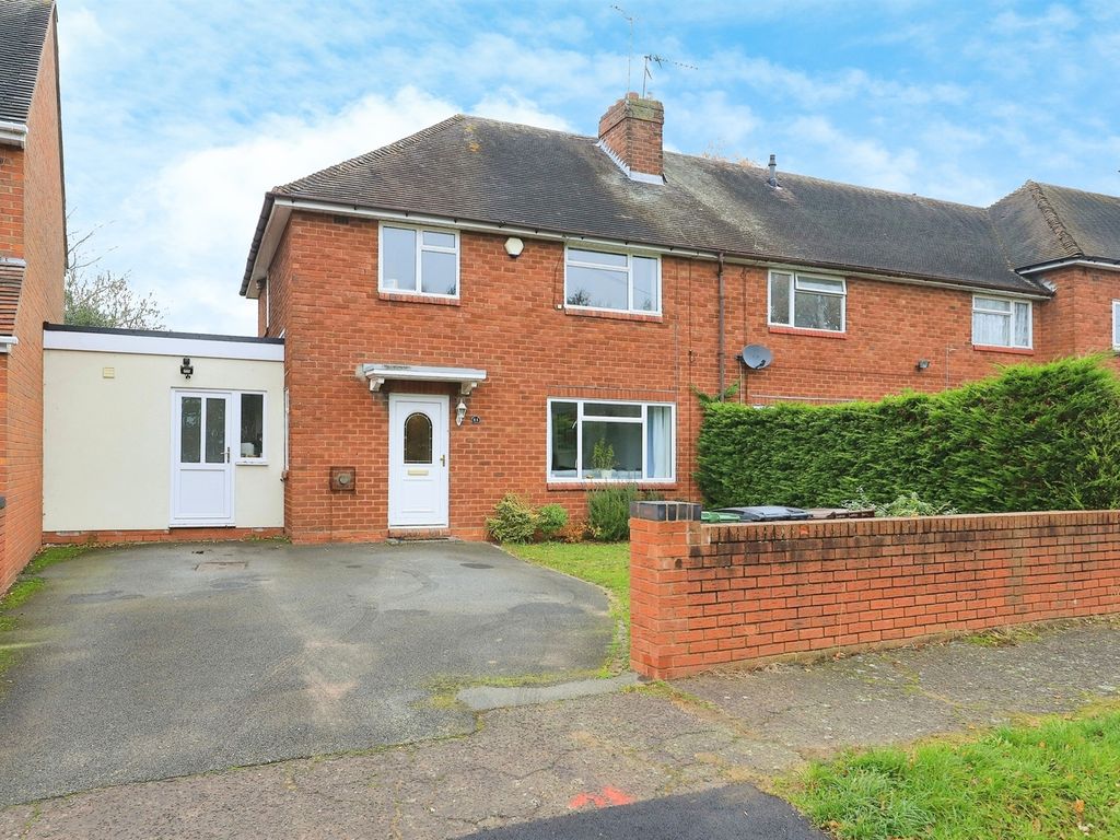 3 bed end terrace house for sale in Whittall Drive West, Kidderminster
