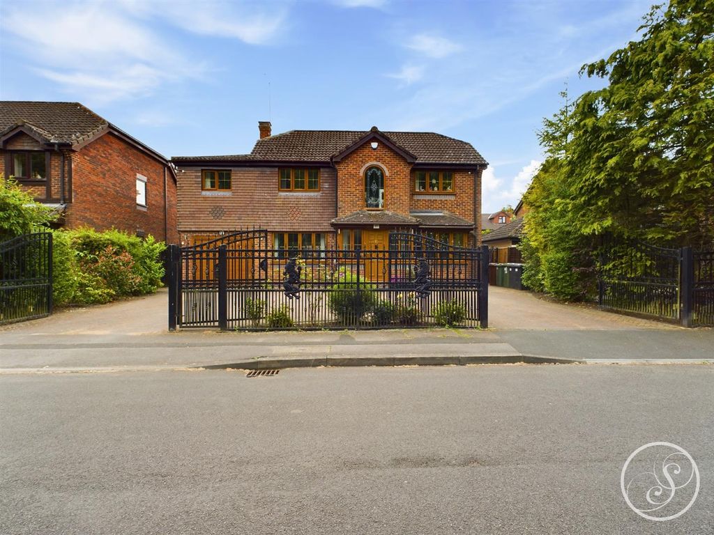 5 bed detached house for sale in Primley Park Road, Alwoodley, Leeds