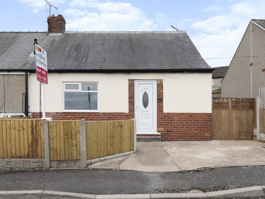1 bed semidetached bungalow for sale in Manse Avenue, Creswell