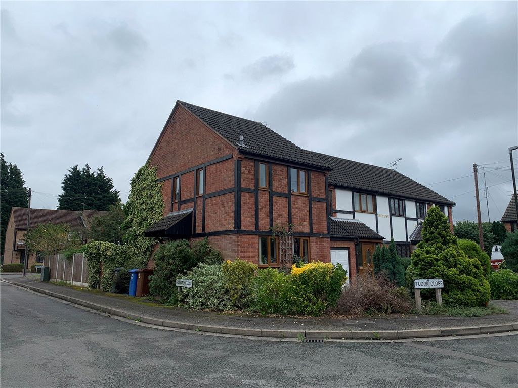 2 bed semidetached house for sale in Howard Close, Long Eaton