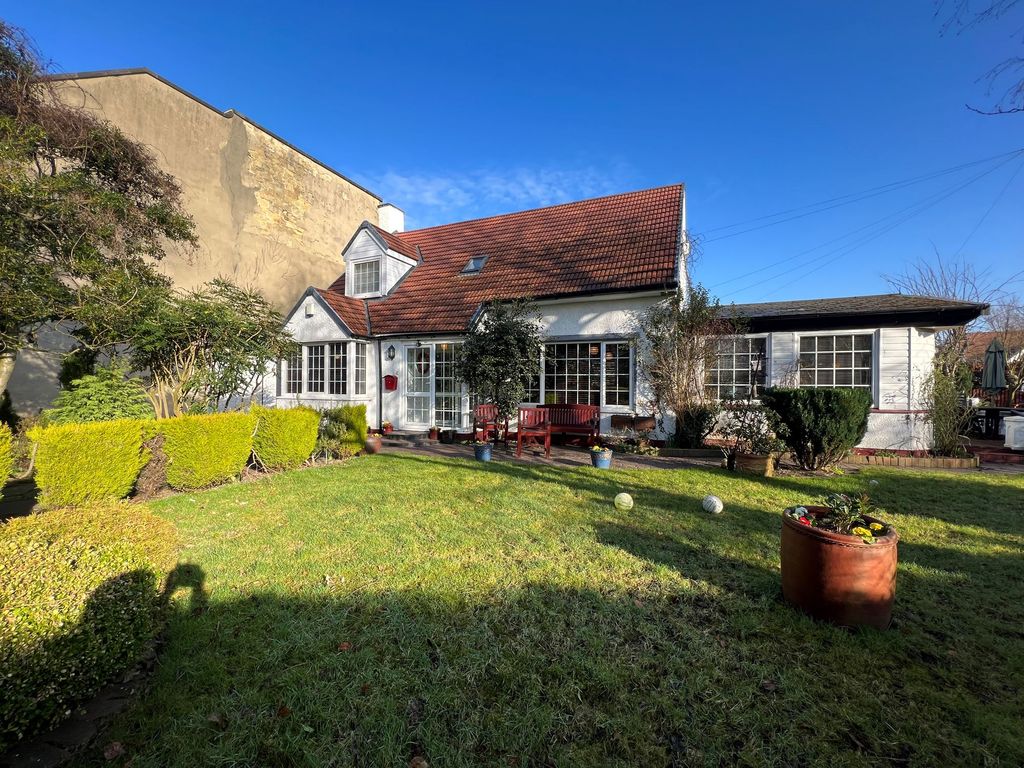 4 bed detached house for sale in Park Drive, Forest Hall, Newcastle