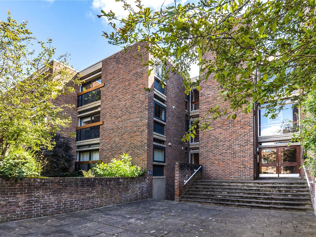 2 bed flat for sale in Martin Court, Middle Way, Summertown OX2 Zoopla