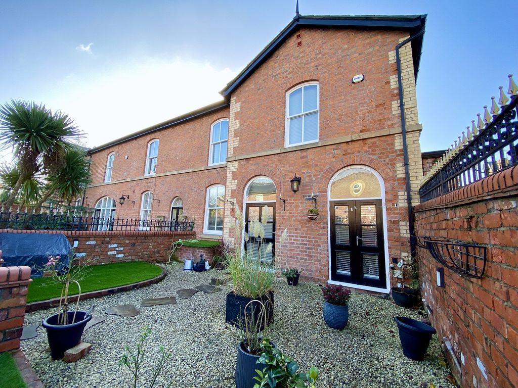 2 bed cottage to rent in Kingswood Park, Birkdale, Southport