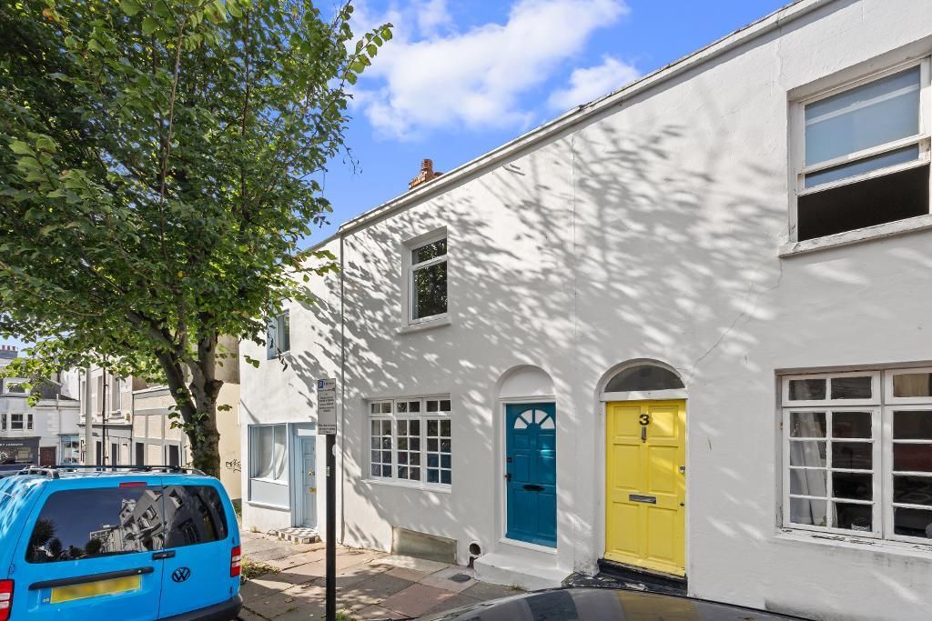4 bed terraced house for sale in Sudeley Place, Brighton, East Sussex