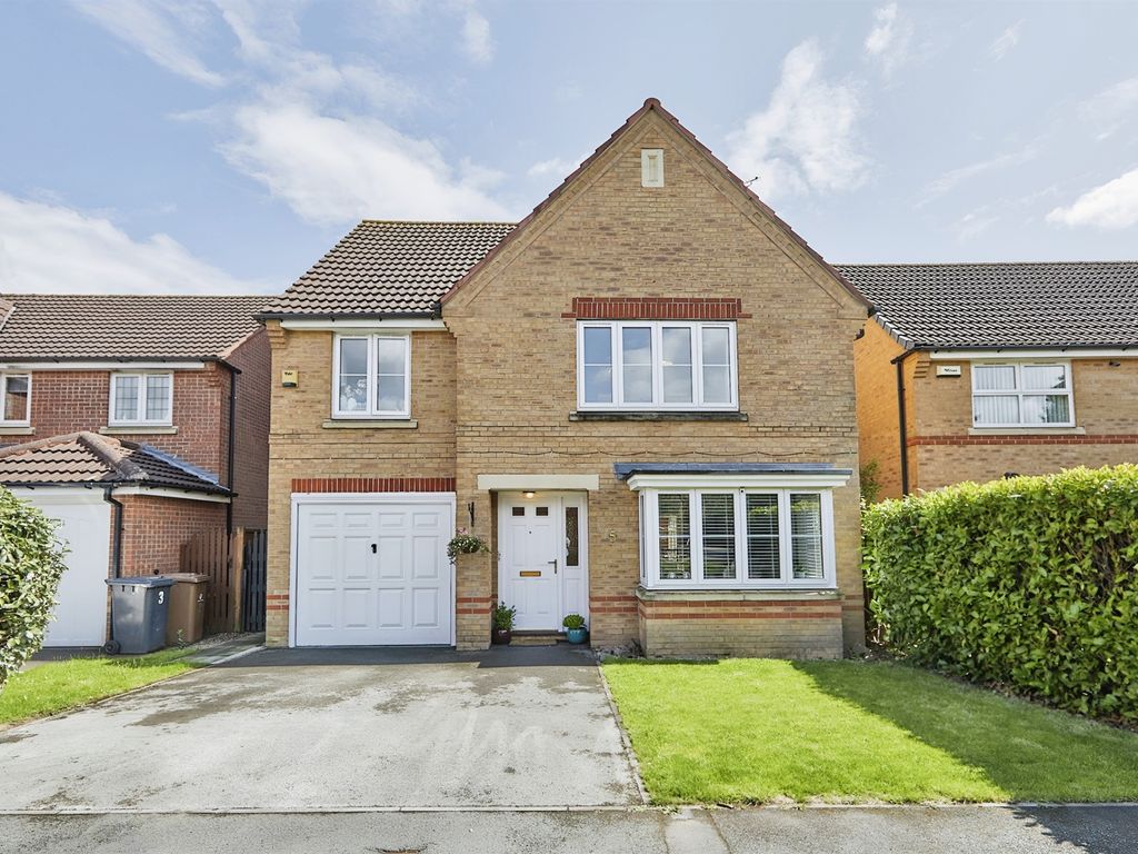 4 bed detached house for sale in Brookdale Drive, Littleover, Derby