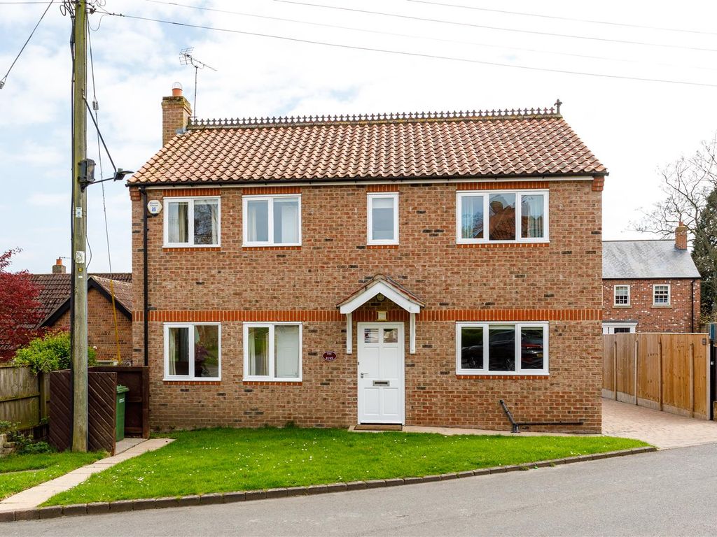 4 bed detached house for sale in Manor Road, Easingwold, York YO61 Zoopla