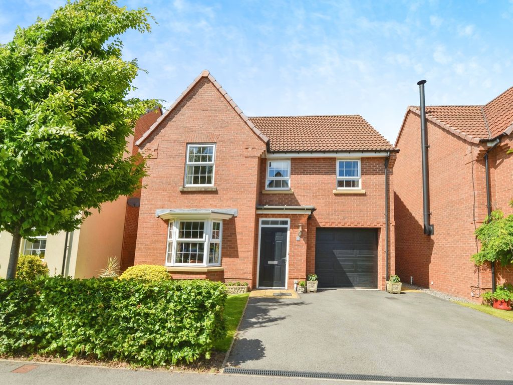 4 bed detached house for sale in Blackthorn Road, Northallerton, North