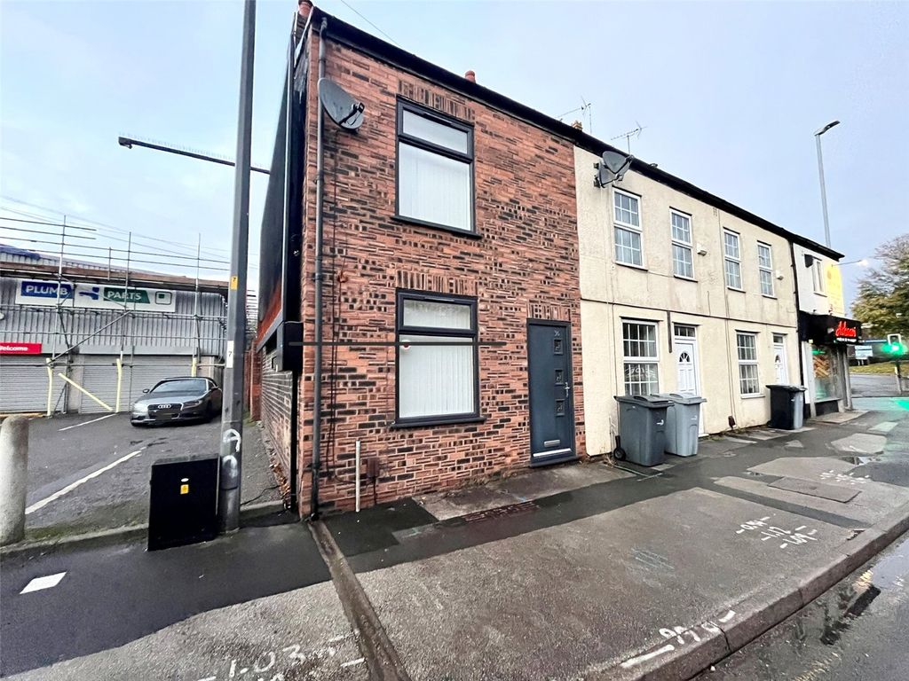 2 bed end terrace house for sale in Hurdsfield Road, Macclesfield SK10