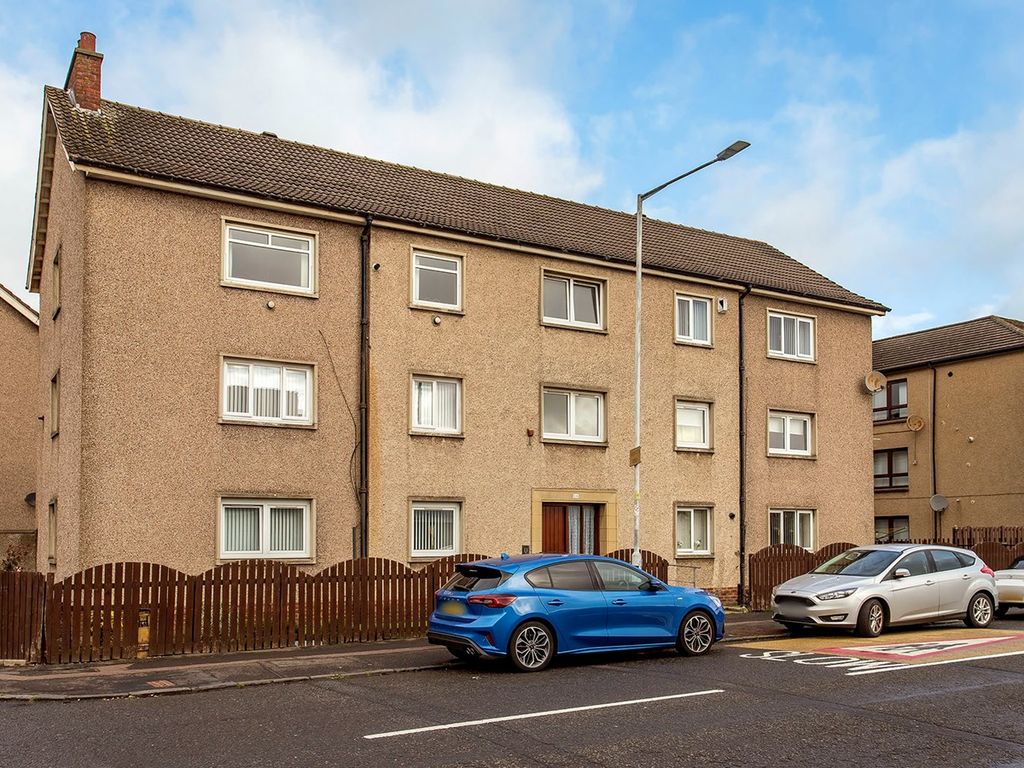 2 bed flat for sale in Greenfield Road, Hamilton ML3, £67,995 Zoopla
