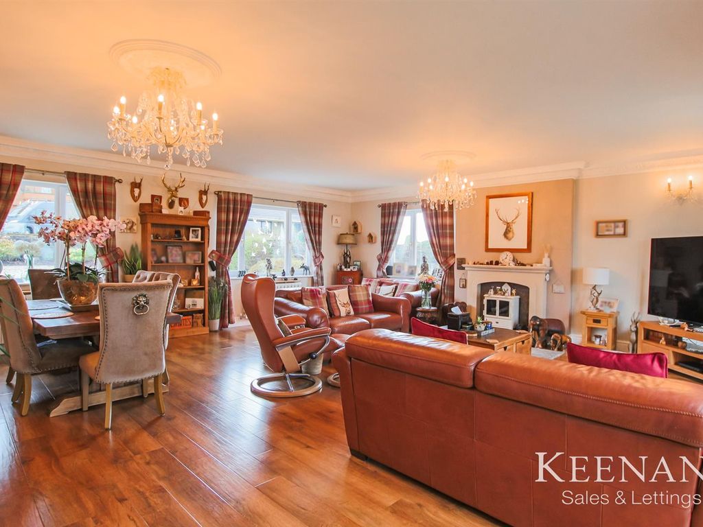 4 bed detached house for sale in Hollowhead Avenue, Wilpshire