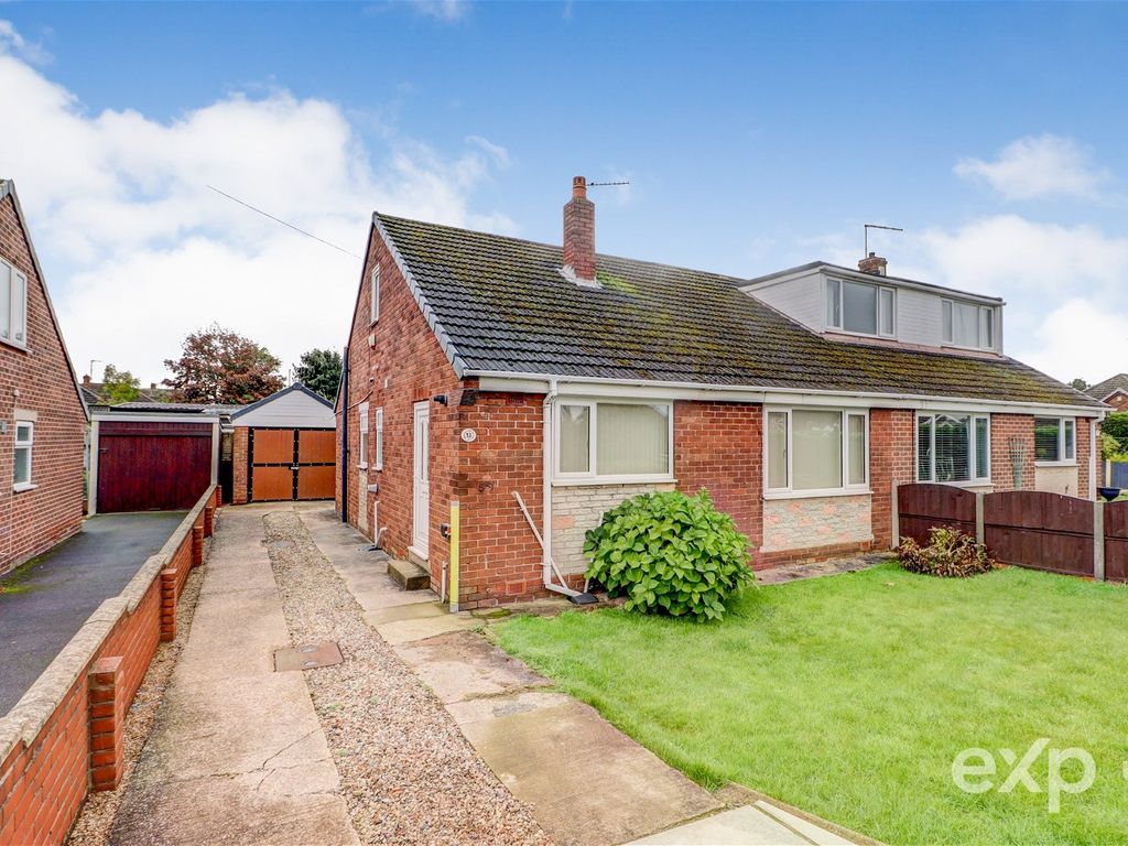 2 bed semidetached bungalow for sale in Marlborough Croft, South
