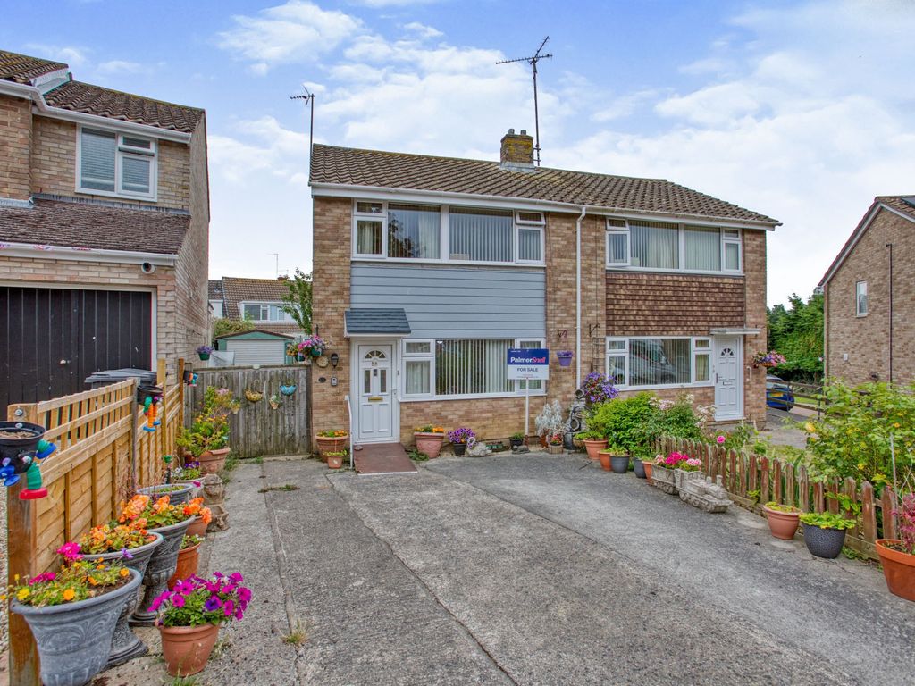 3 bed semidetached house for sale in Bucklers Mead Road, Yeovil