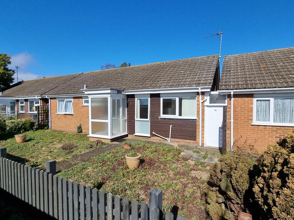 3 bed detached bungalow for sale in Western Avenue, Old Felixstowe