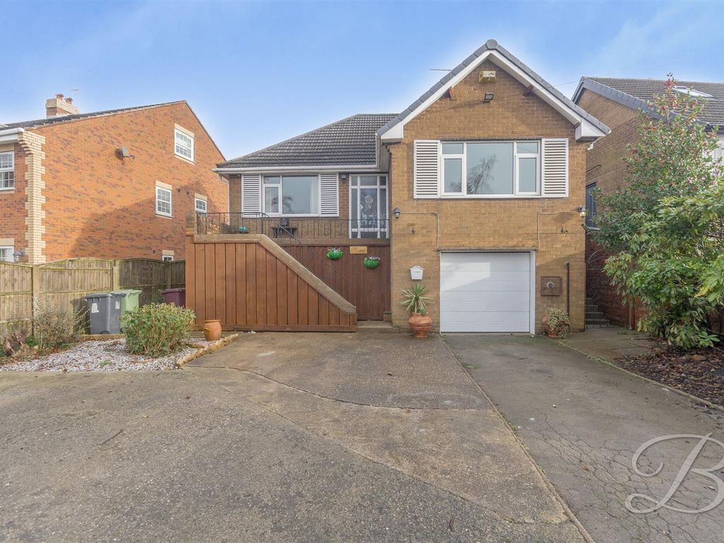 4 bed detached house for sale in Tibshelf Road, Holmewood, Chesterfield