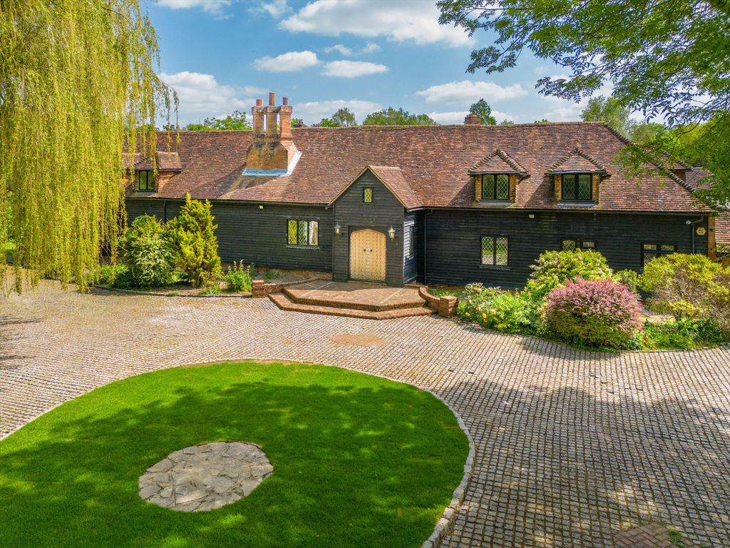 7 bed barn conversion for sale in Tylers Hill Road, Ley Hill