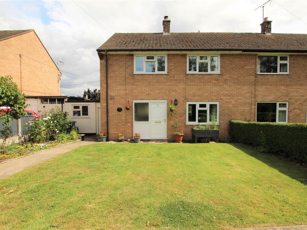3 bed semidetached house for sale in Marshfields, Maesbury Marsh