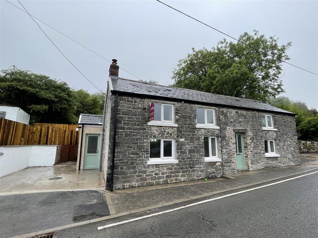 3 bed detached house for sale in Crwbin, Kidwelly SA17 Zoopla