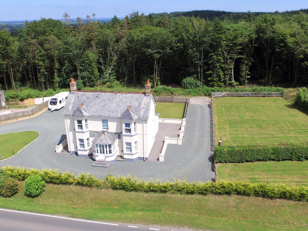 3 bed detached house for sale in Ashwater, Beaworthy, Devon EX21, £