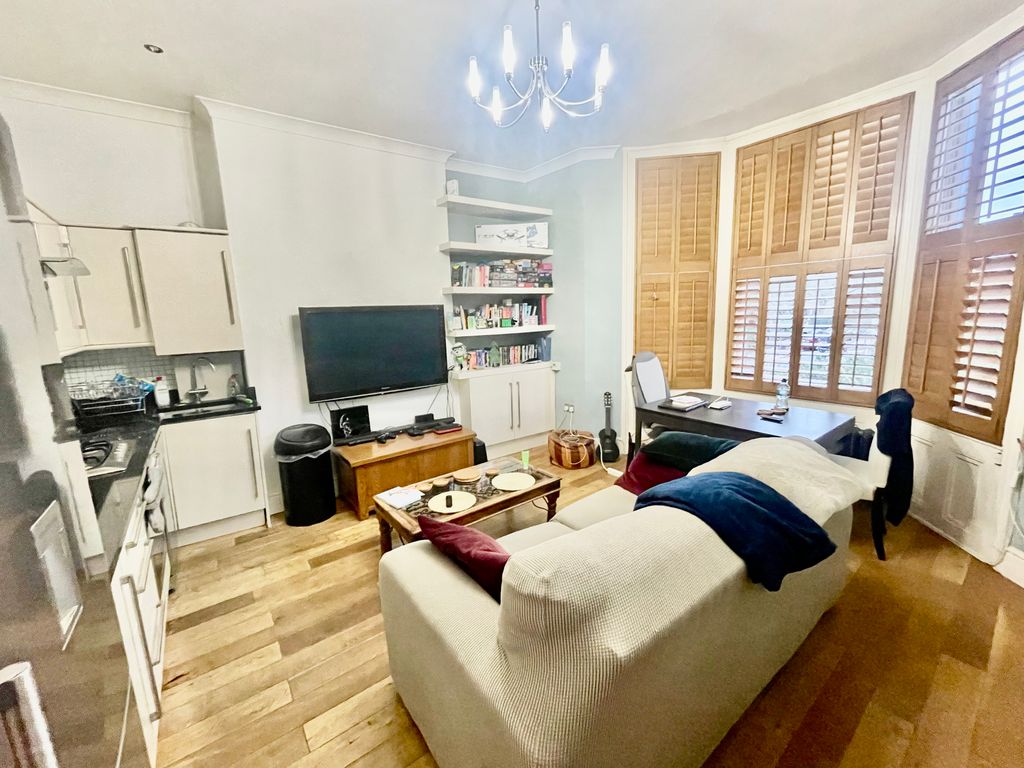 2 bed flat to rent in Dartmouth Park Hill, London NW5 Zoopla