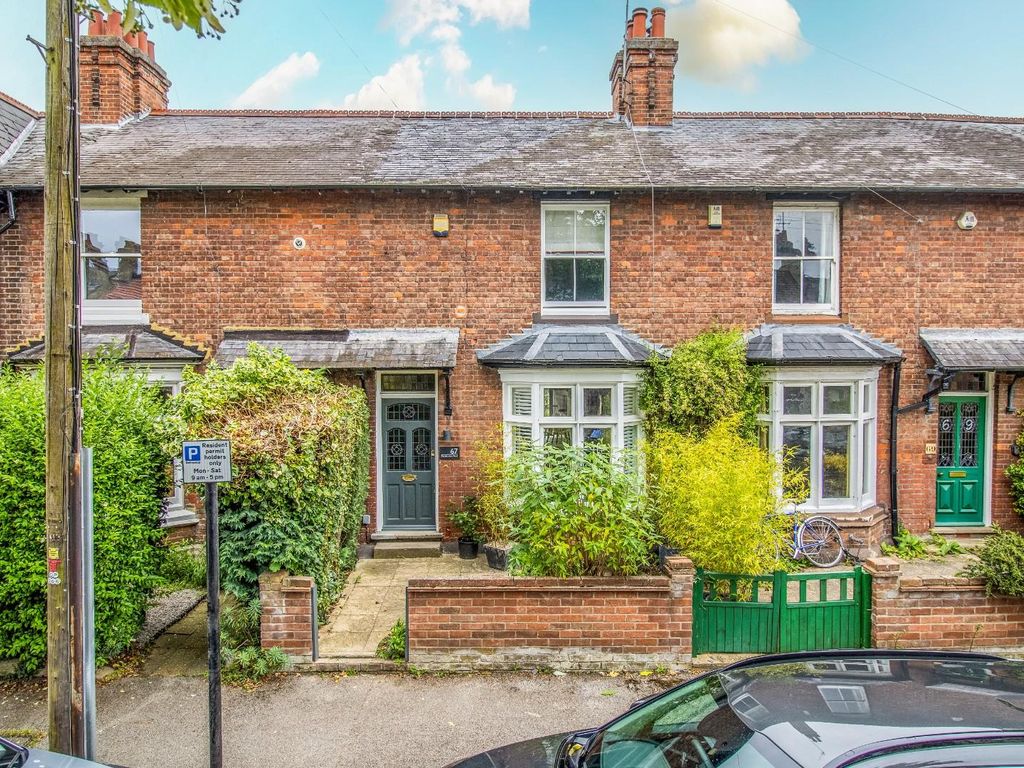 2 bed terraced house for sale in Humberstone Road, Cambridge CB4, £