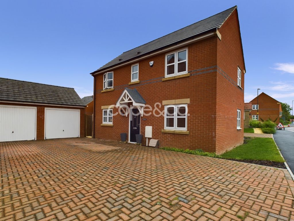 3 bed semidetached house for sale in The Fox Hollies, Shirland