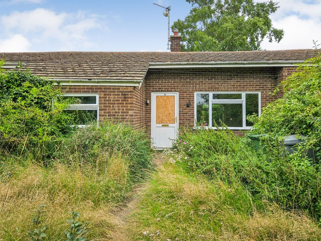 1 bed bungalow for sale in Langley Road, Cantley, Norwich NR13, £