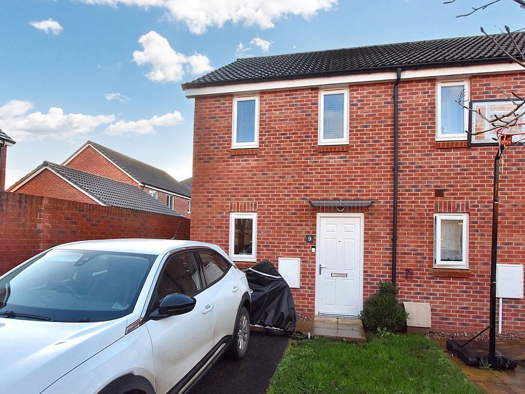 2 bed end terrace house for sale in Birch Way, Cranbrook, Exeter, Devon EX5, £230,000 Zoopla