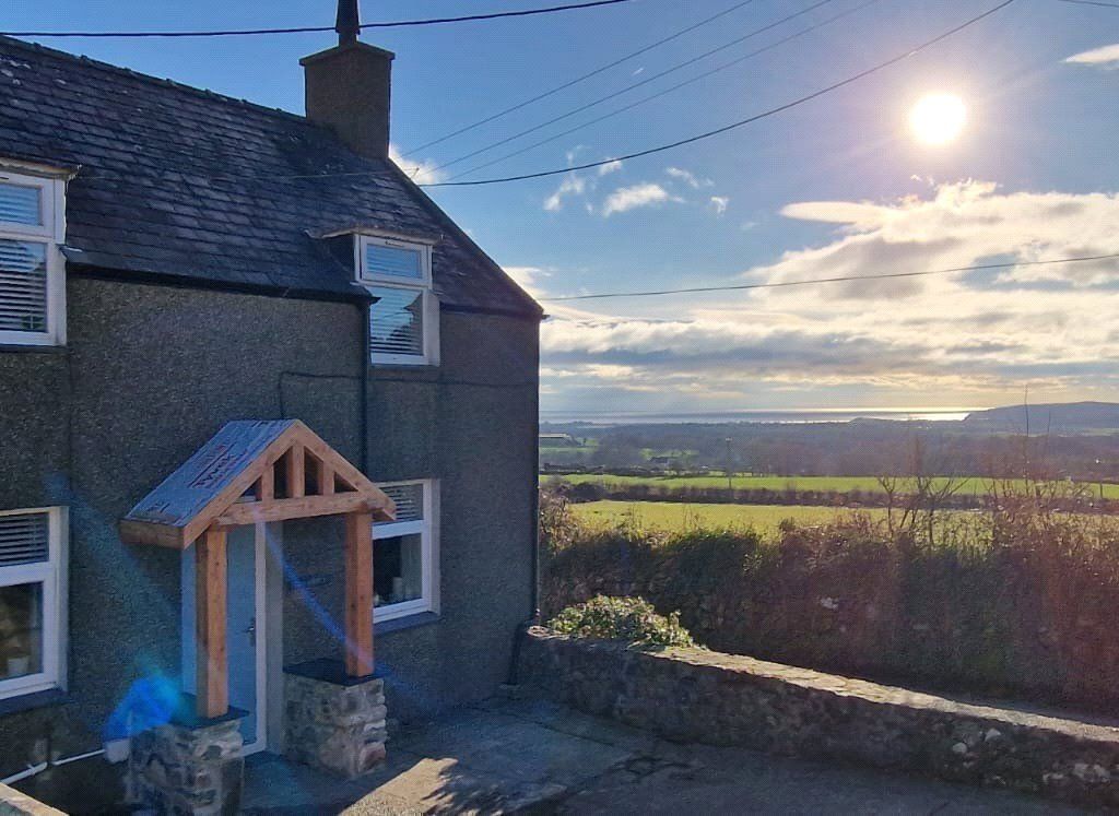 2 bed link detached house for sale in Mynydd Nefyn, Pwllheli, Mynydd