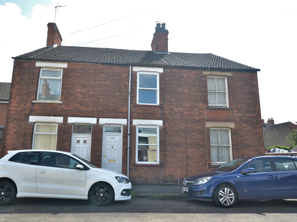 2 bed terraced house to rent in Alexandra Road, Grantham NG31, £815 pcm