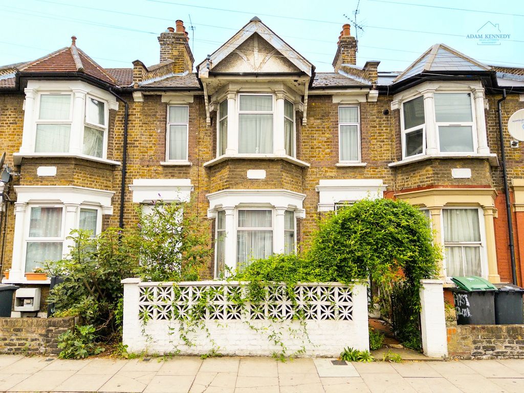 4 bed property for sale in Shelbourne Road, London N17, £700,000 Zoopla