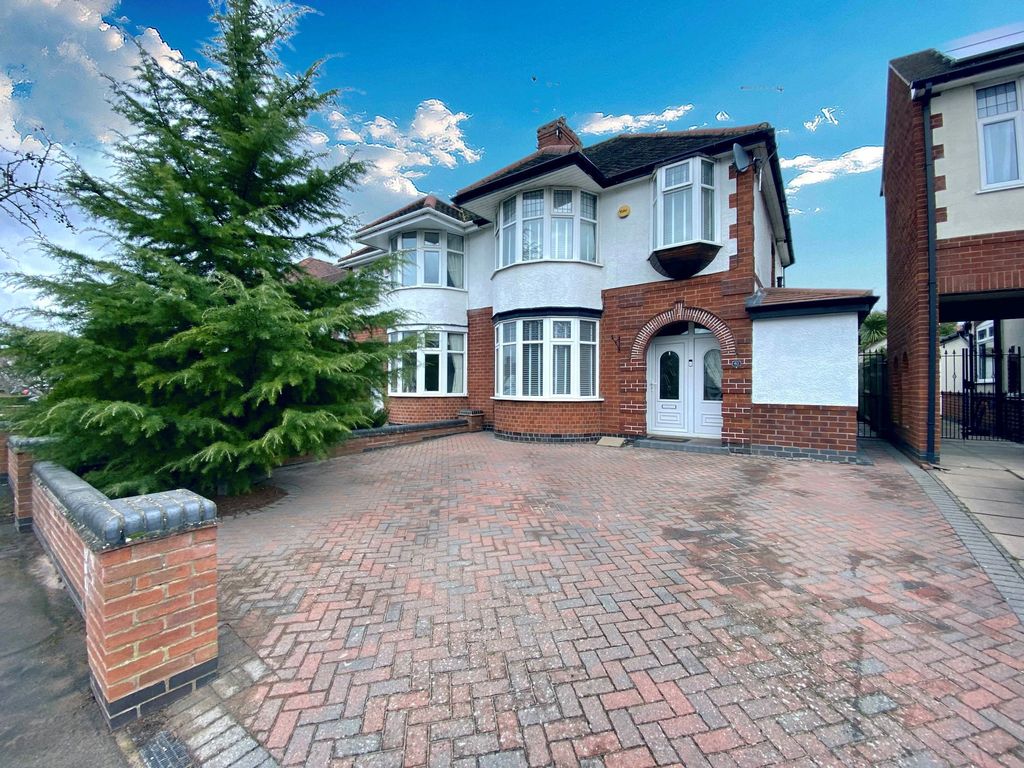 3 bed semidetached house for sale in Kingsbridge Road, Nuneaton CV10