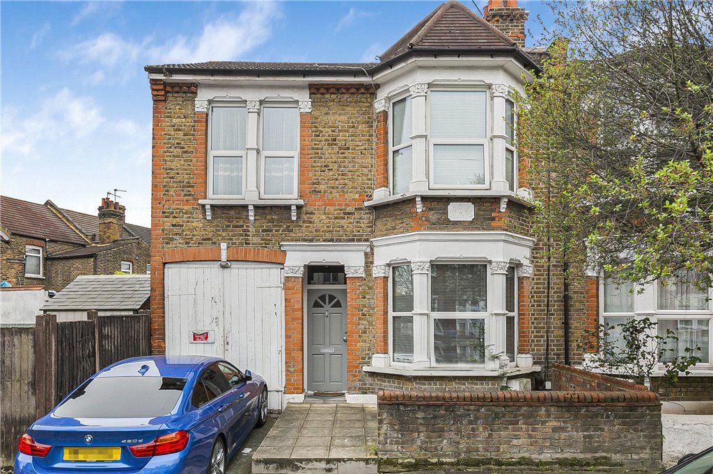4 bed end terrace house for sale in Bolton Road, London N18 Zoopla