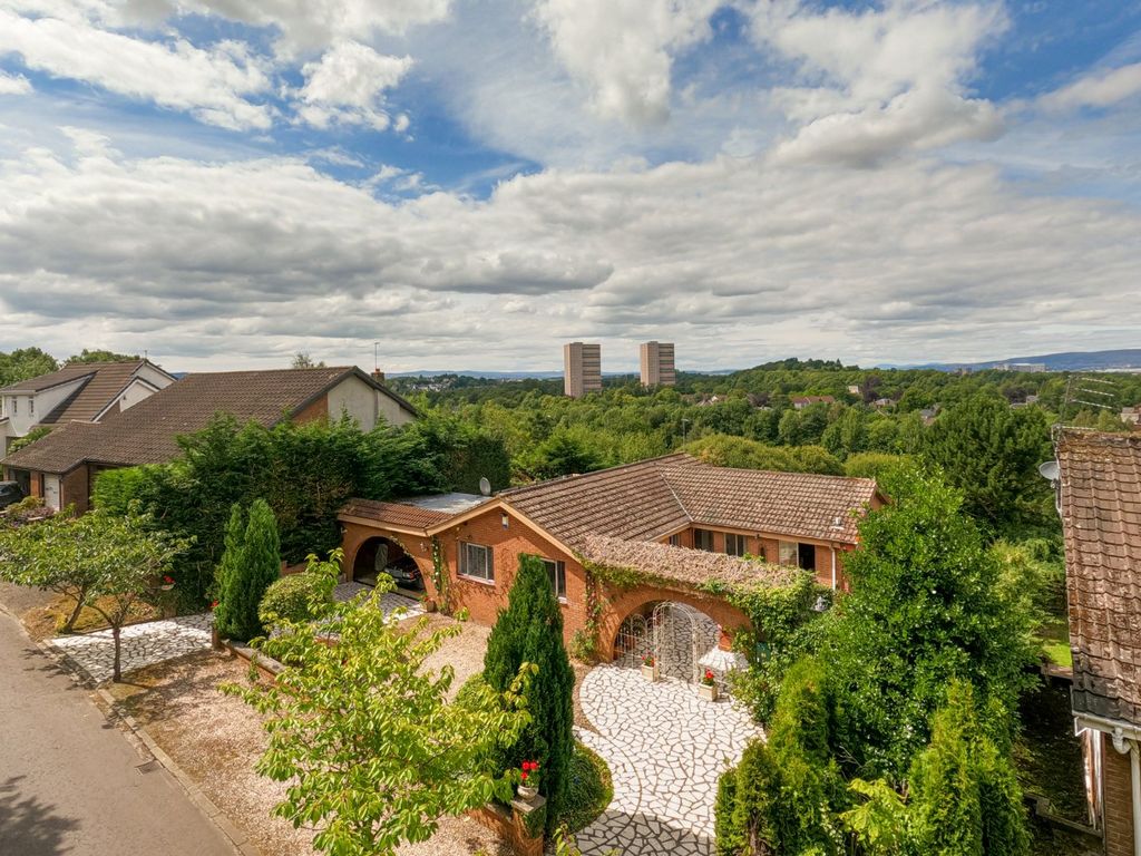 Hamilton Avenue, Pollokshields, Glasgow G41  