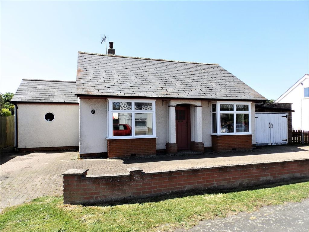 2 bed detached bungalow for sale in Bixley Drive, Rushmere St. Andrew, Ipswich IP4 Zoopla