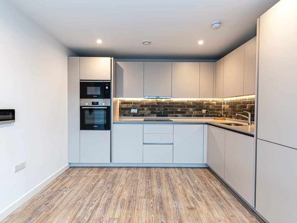 2 bed flat to rent in Potato Wharf, Castlefield, Manchester M3 Zoopla