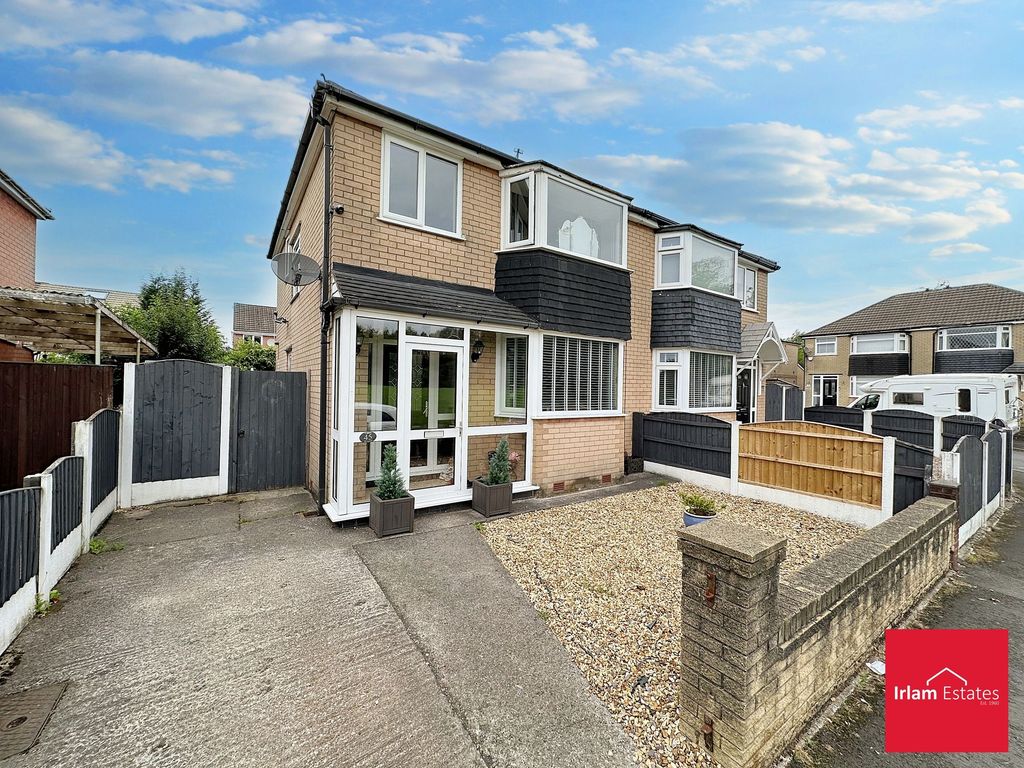 3 bed semidetached house for sale in Riverside Avenue, Irlam M44, £