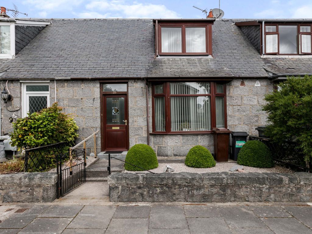 2 bed terraced house for sale in Elm Place, Aberdeen AB25 Zoopla