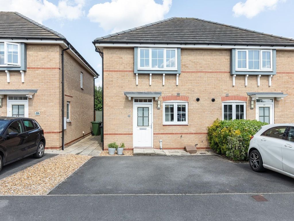 3 bed property for sale in Goodwood Road, Pontefract WF8 Zoopla