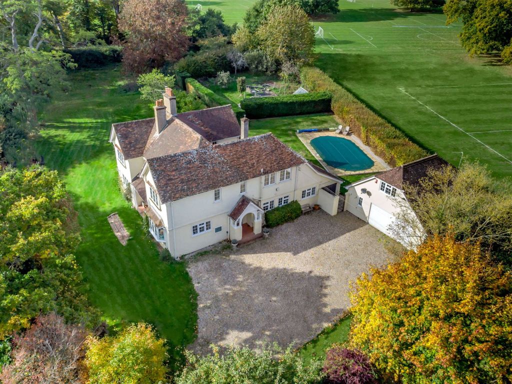 5 bed detached house for sale in Marlston, Hermitage, Thatcham