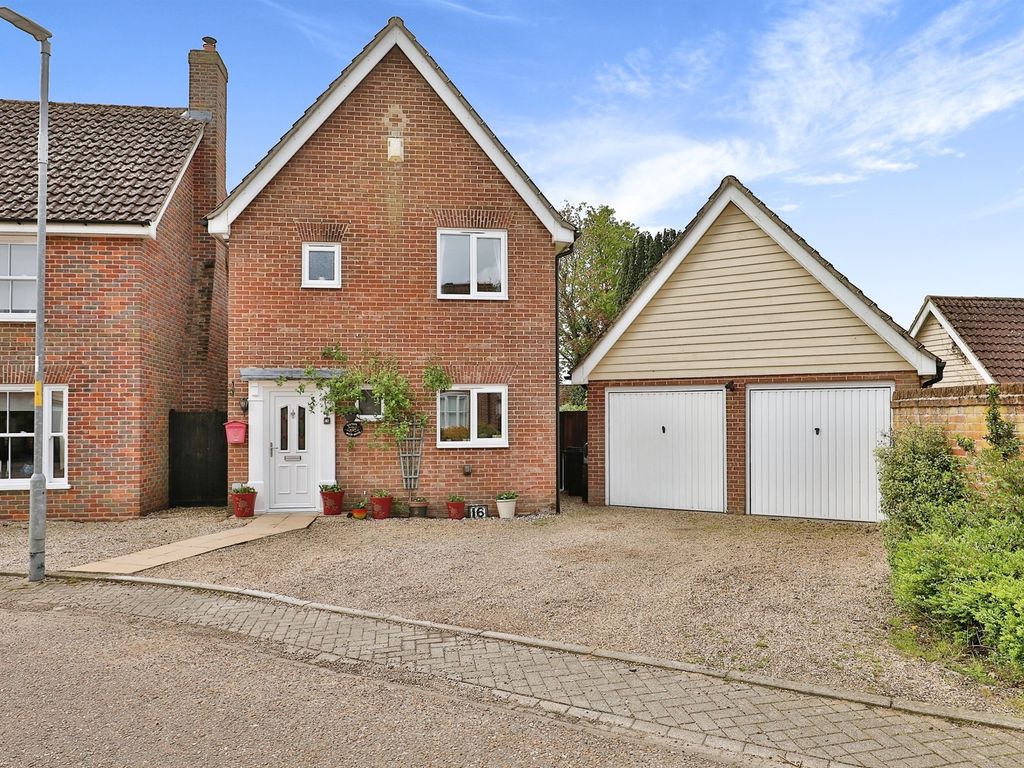 3 bed detached house for sale in Muir Drive, Hingham, Norwich NR9, £